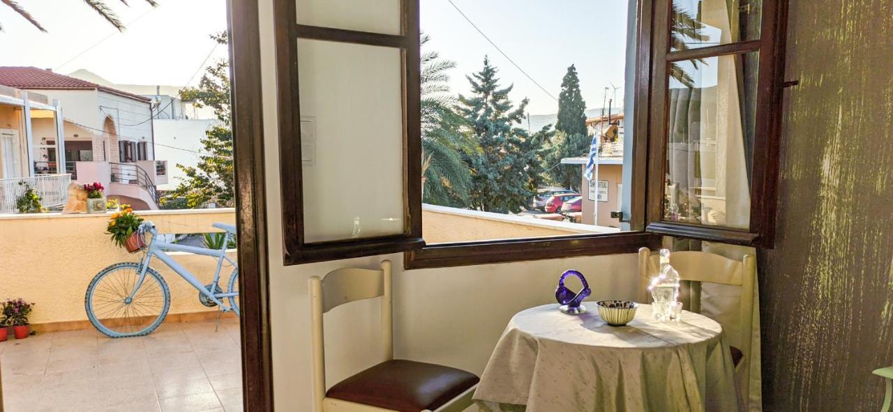 פלקסטרון Knossos Apartments מראה חיצוני תמונה